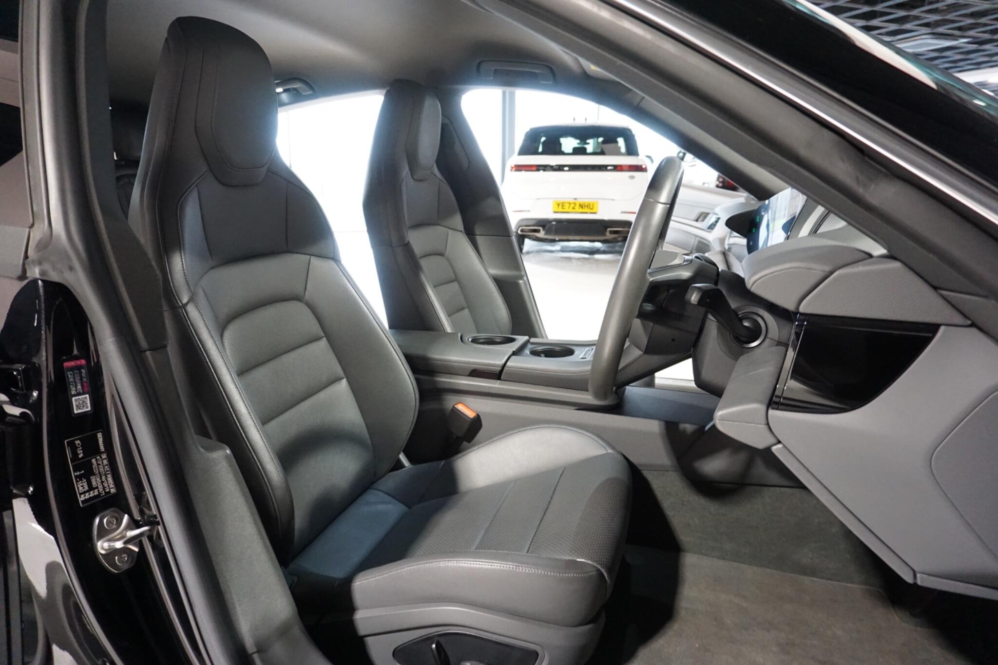 Porsche Taycan Performance 79.2kWh 4S Saloon 4dr Electric Auto 4WD (530 ps)